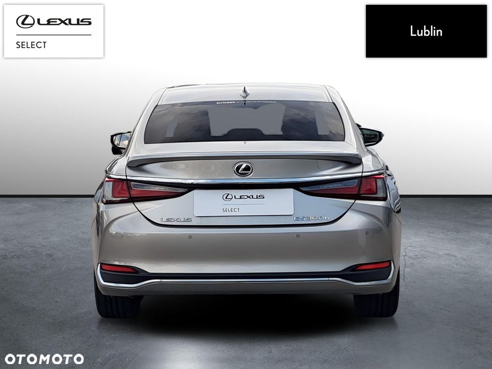 Lexus ES 300h Business Edition - 4