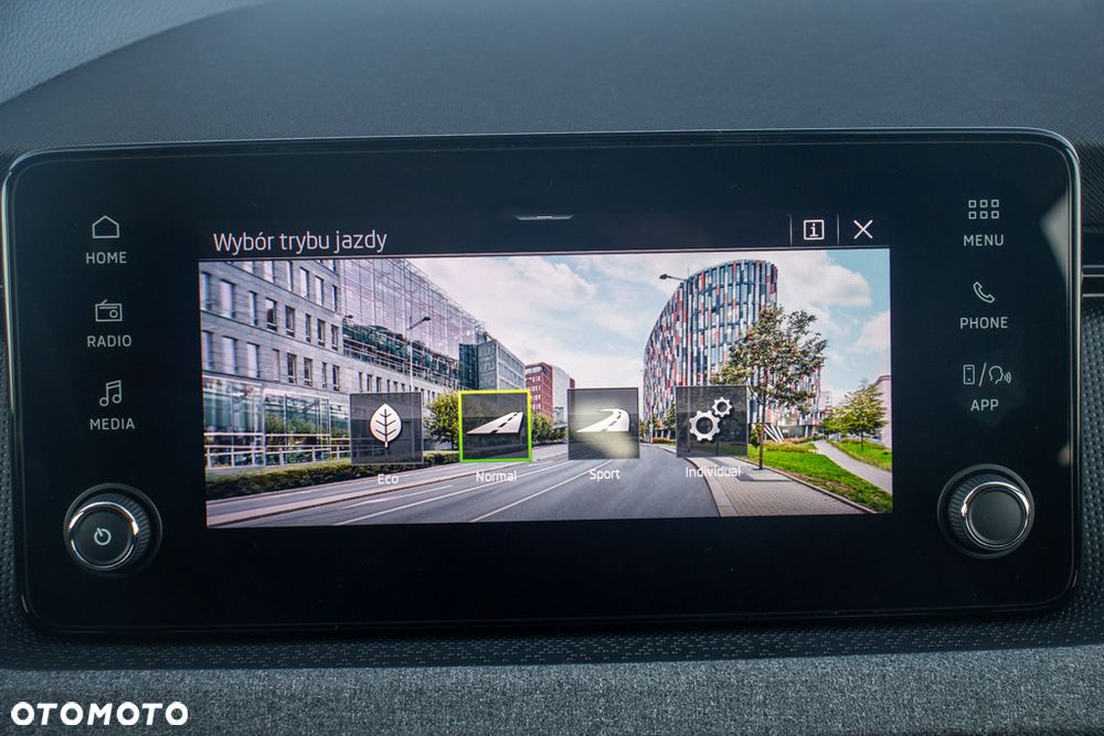 Skoda Kamiq 1.5 TSI Selection DSG - 31