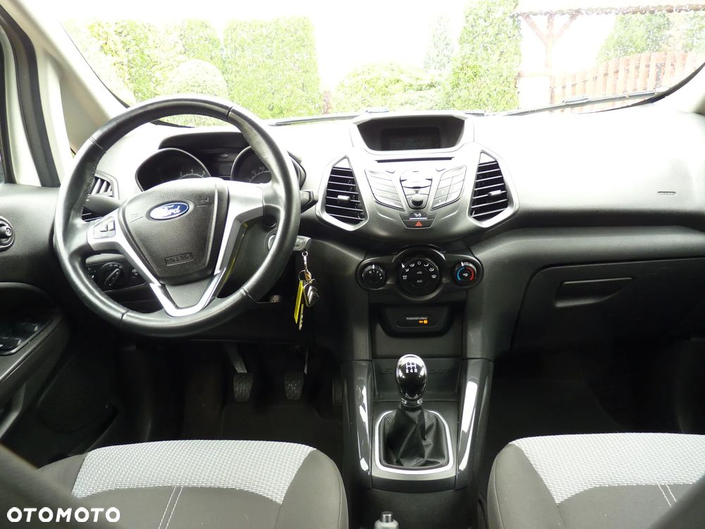 Ford EcoSport - 16
