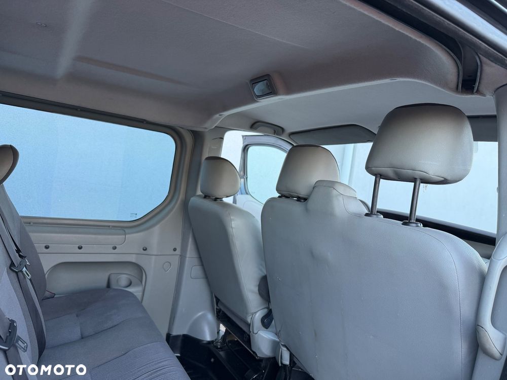 Opel Vivaro LONG - 27