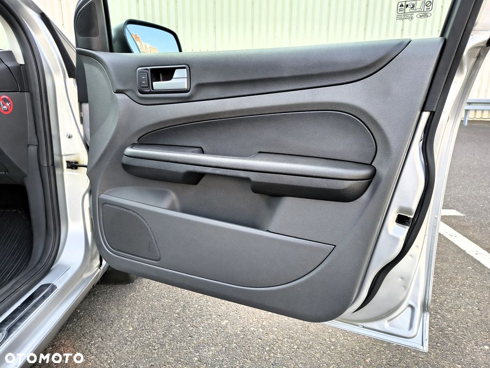 Ford Focus 1.8 TDCi Trend - 24