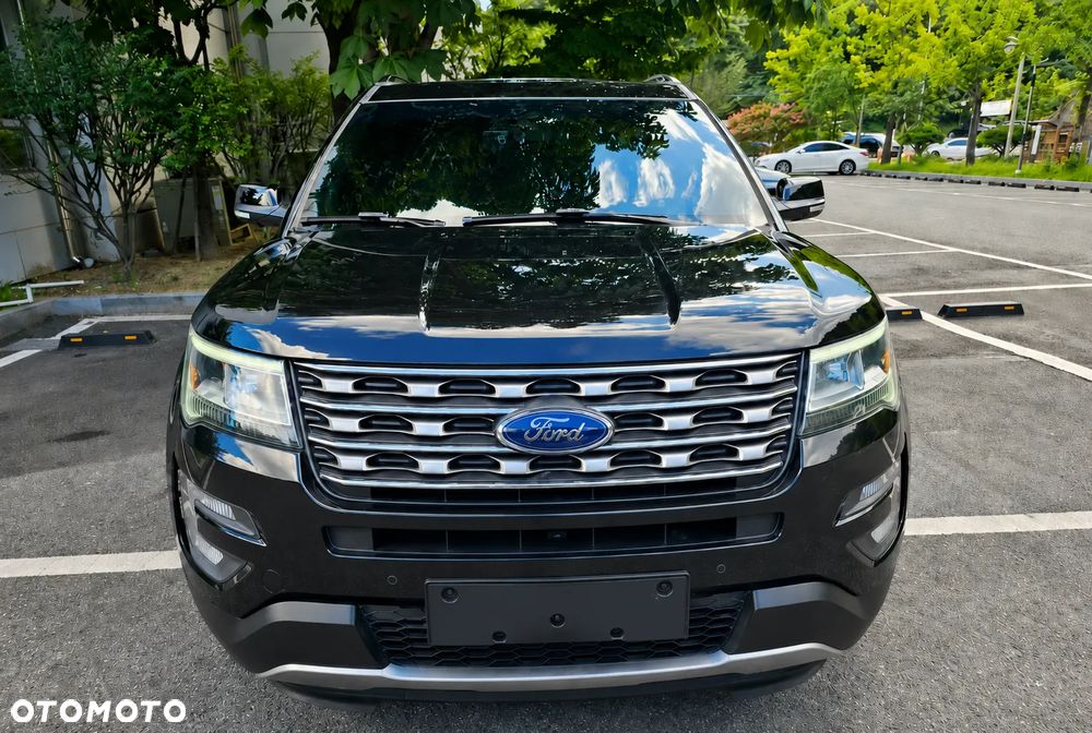 Ford Explorer - 3