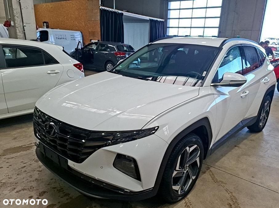 Hyundai Tucson - 1
