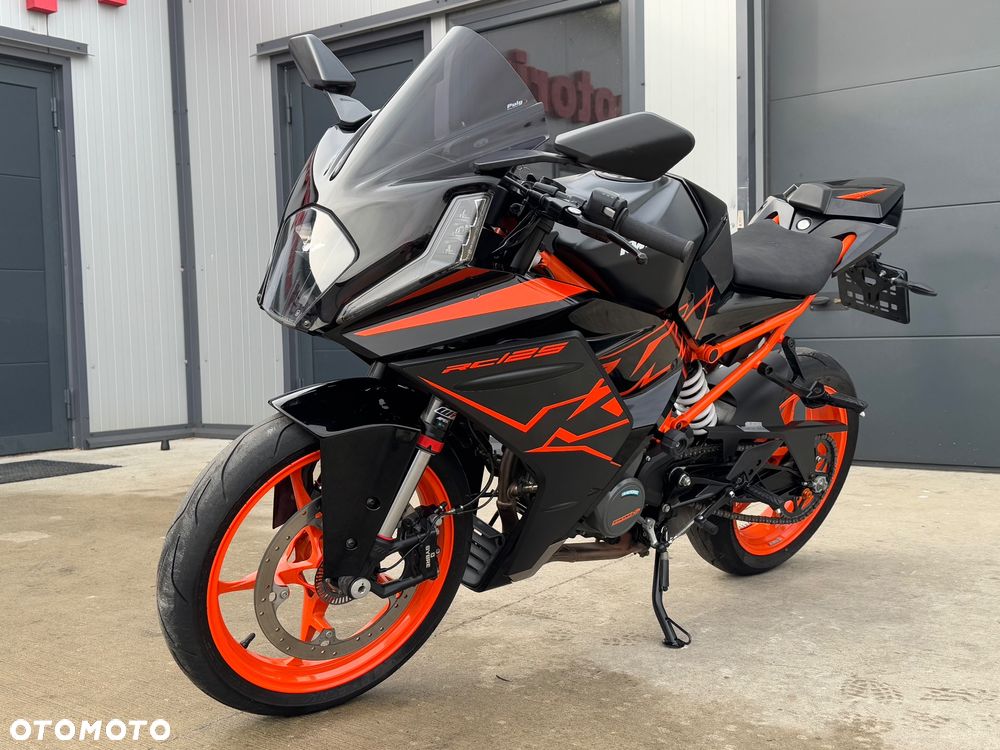 KTM RC 125 - 31
