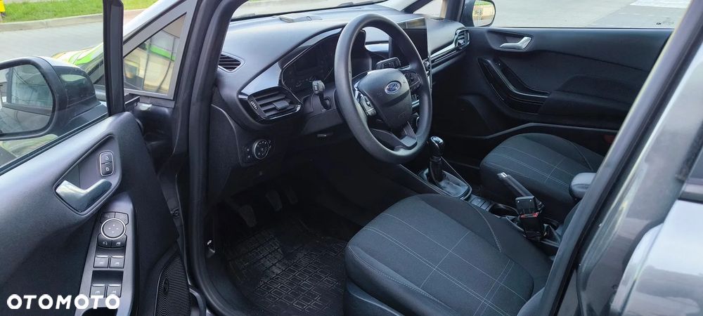 Ford Fiesta - 9
