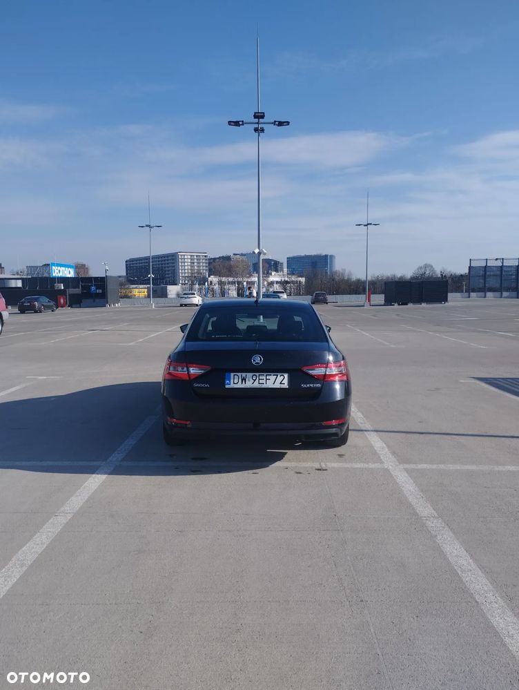 Skoda Superb 1.5 TSI ACT Active - 4