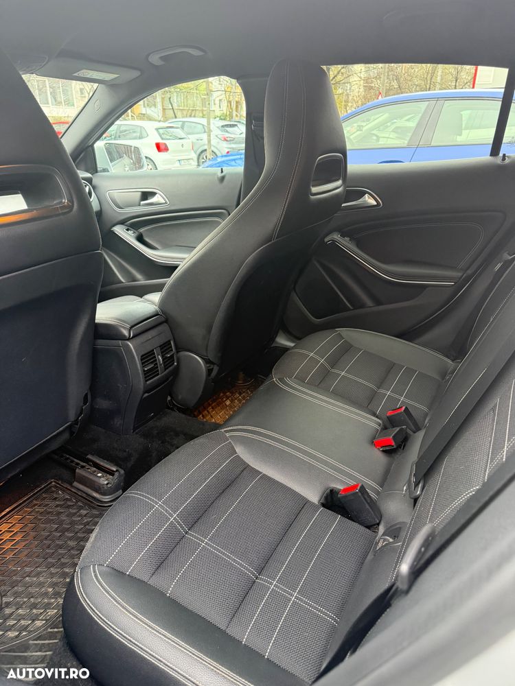 Mercedes-Benz GLA 220 d 4MATIC Aut. - 26