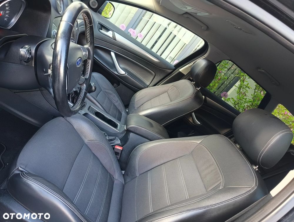 Ford Mondeo 2.0 TDCi Titanium LXS - 11
