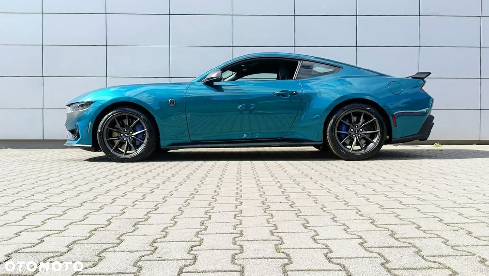 Ford Mustang - 7