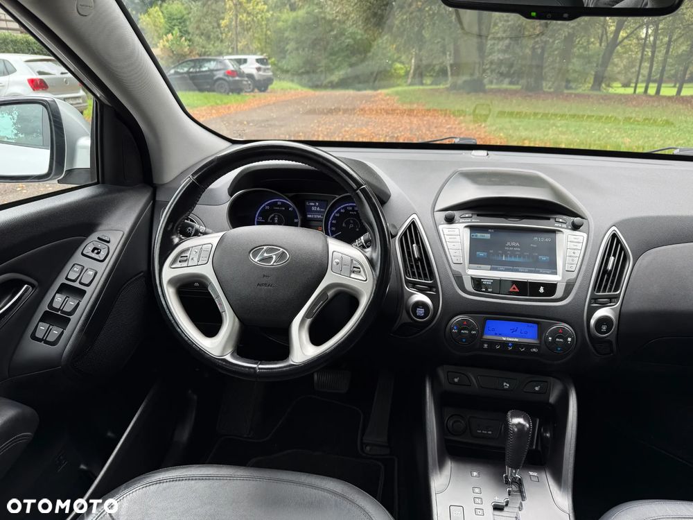 Hyundai ix35 2.0 CRDi 4WD Automatik Premium - 24