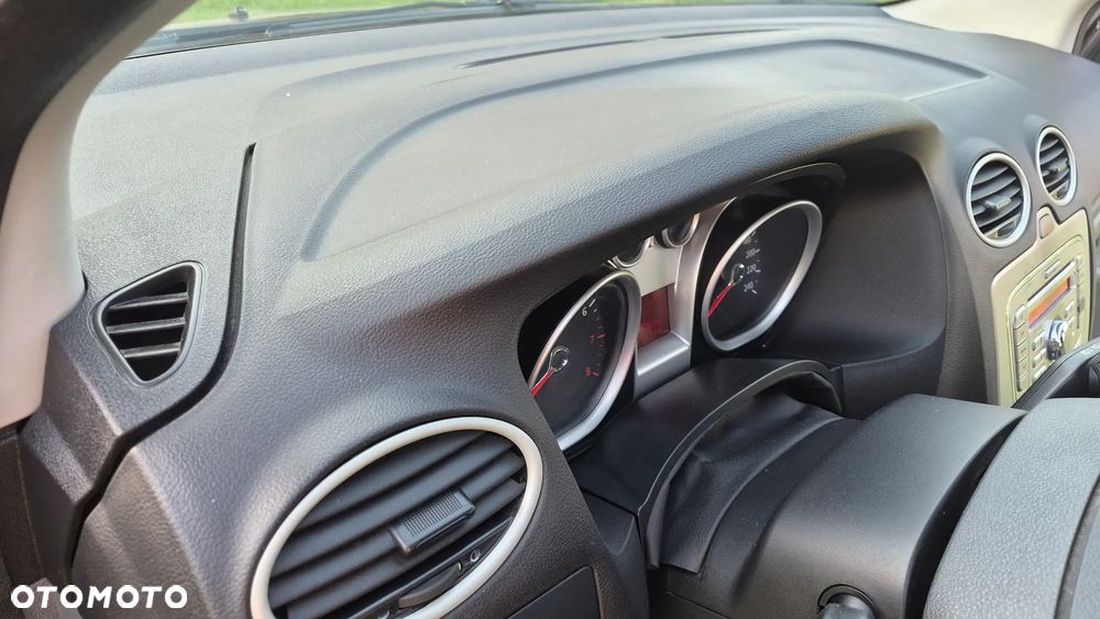Ford Focus - 13