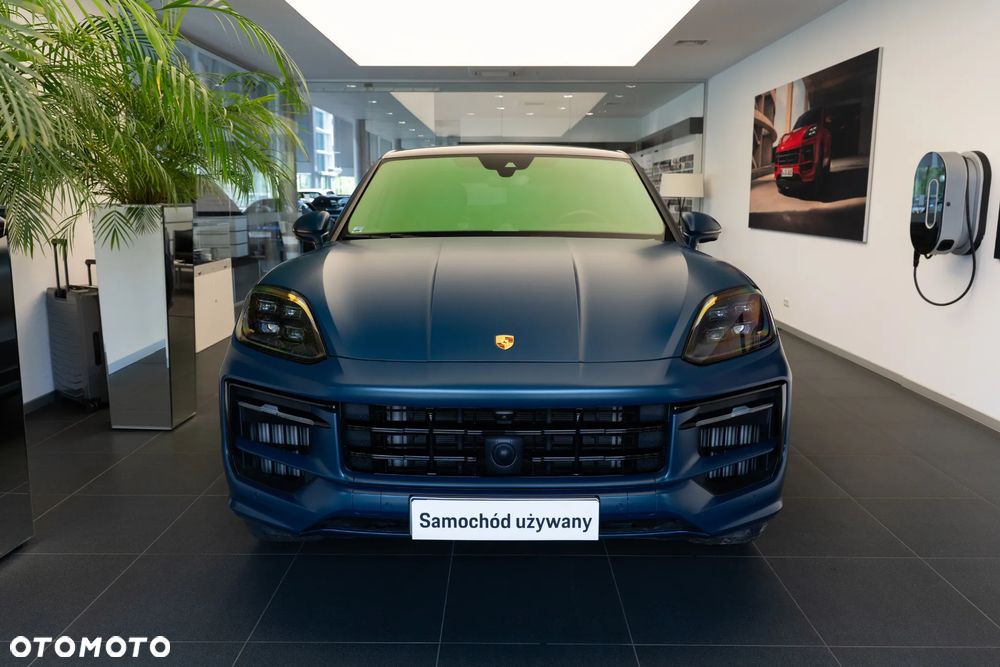 Porsche Cayenne Standard - 4