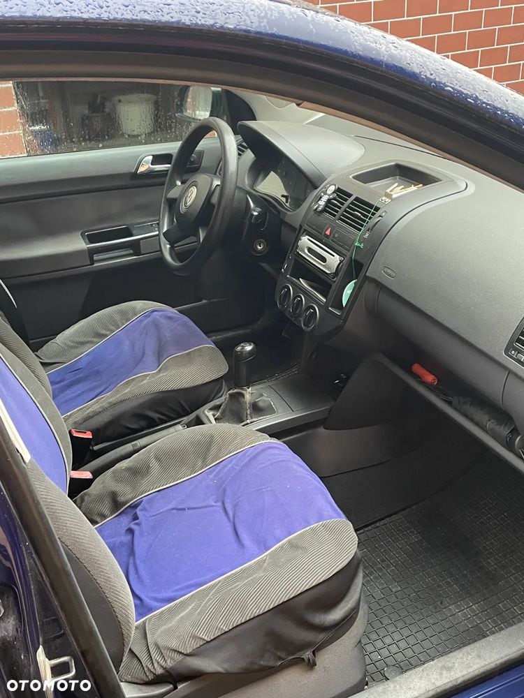 Volkswagen Polo - 10