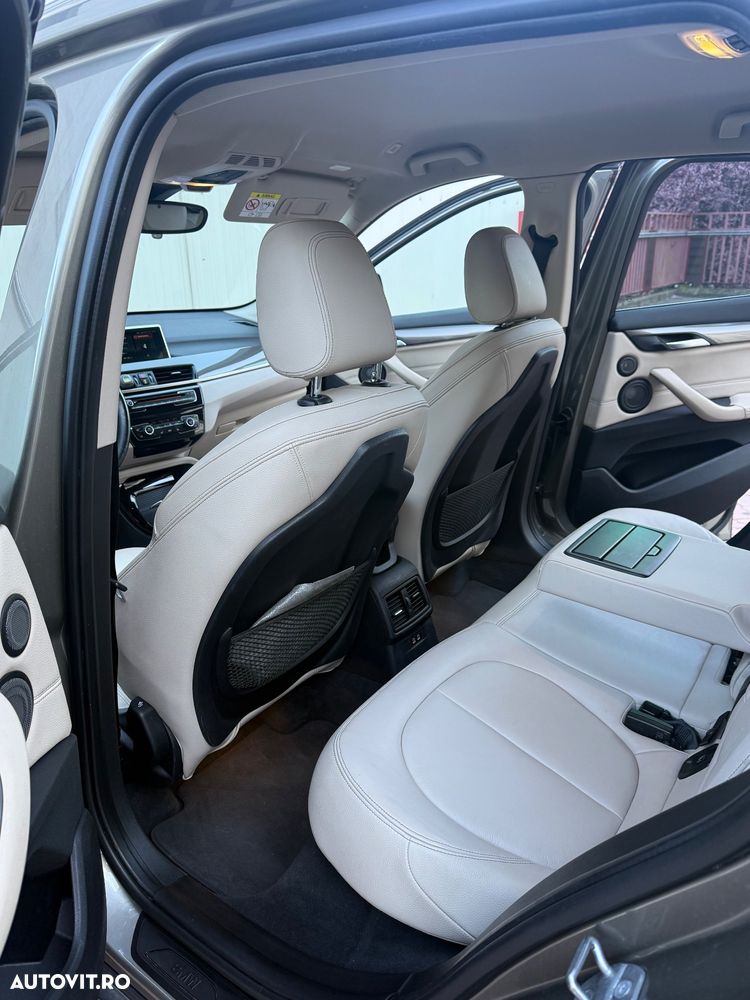 BMW X1 sDrive20d Aut. xLine - 20