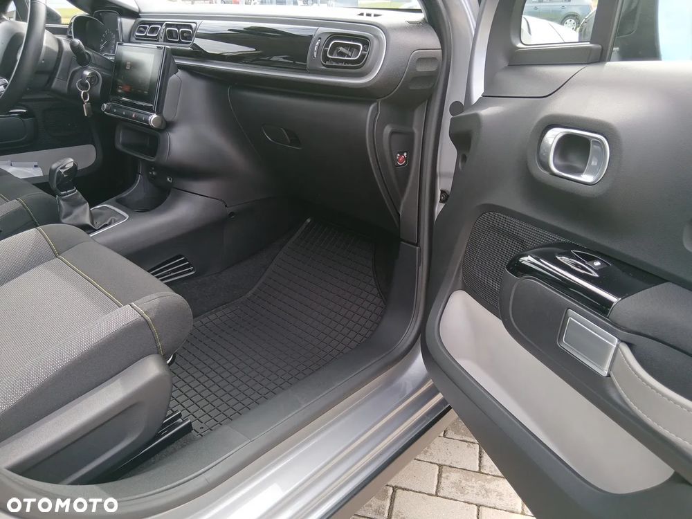 Citroën C3 1.2 PureTech Shine - 29