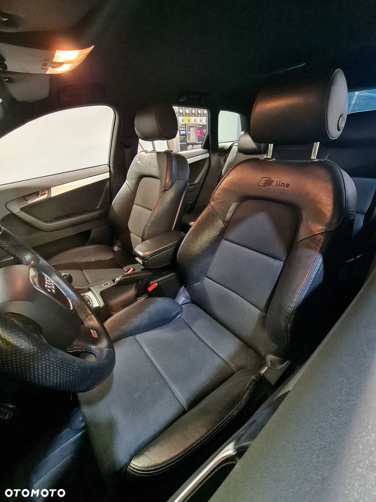 Audi A3 Sportback 2.0 TDI DPF Quattro Ambition - 12