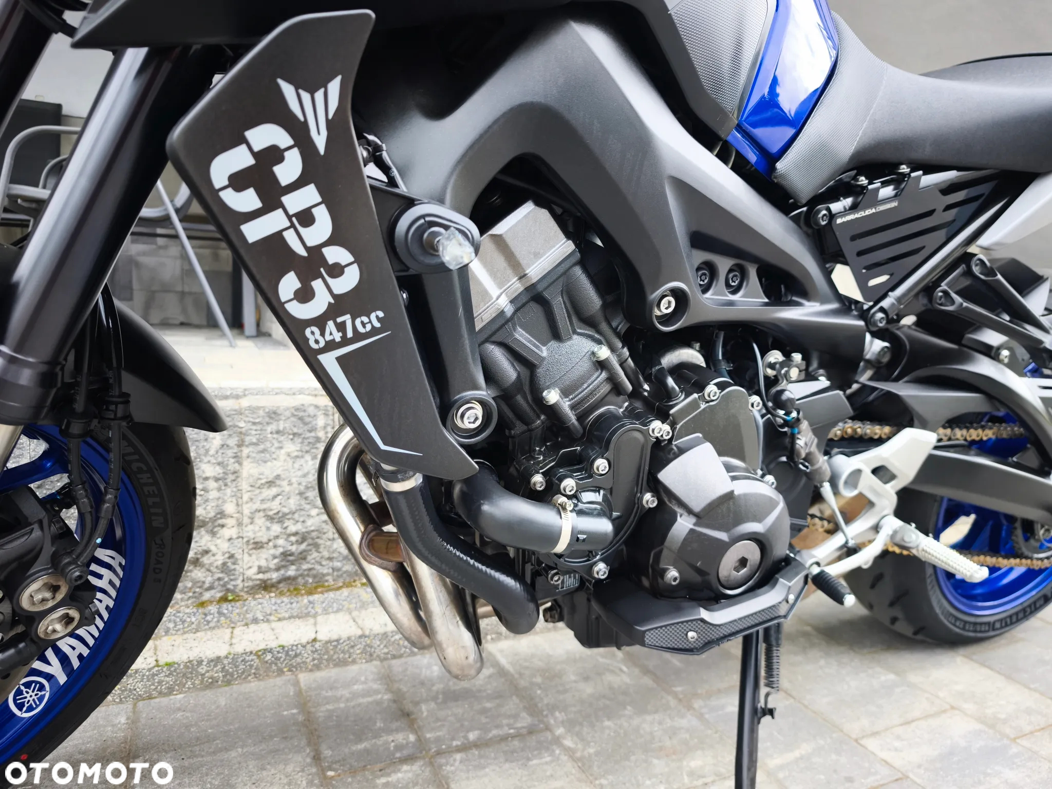 Yamaha MT - 27