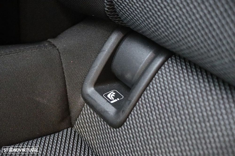 Audi A3 Limousine 30 TFSI Advanced S tronic - 27