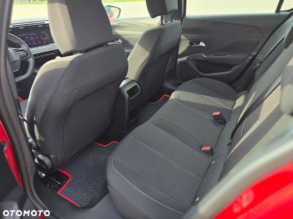Peugeot 308 1.2 PureTech Allure S&S - 13