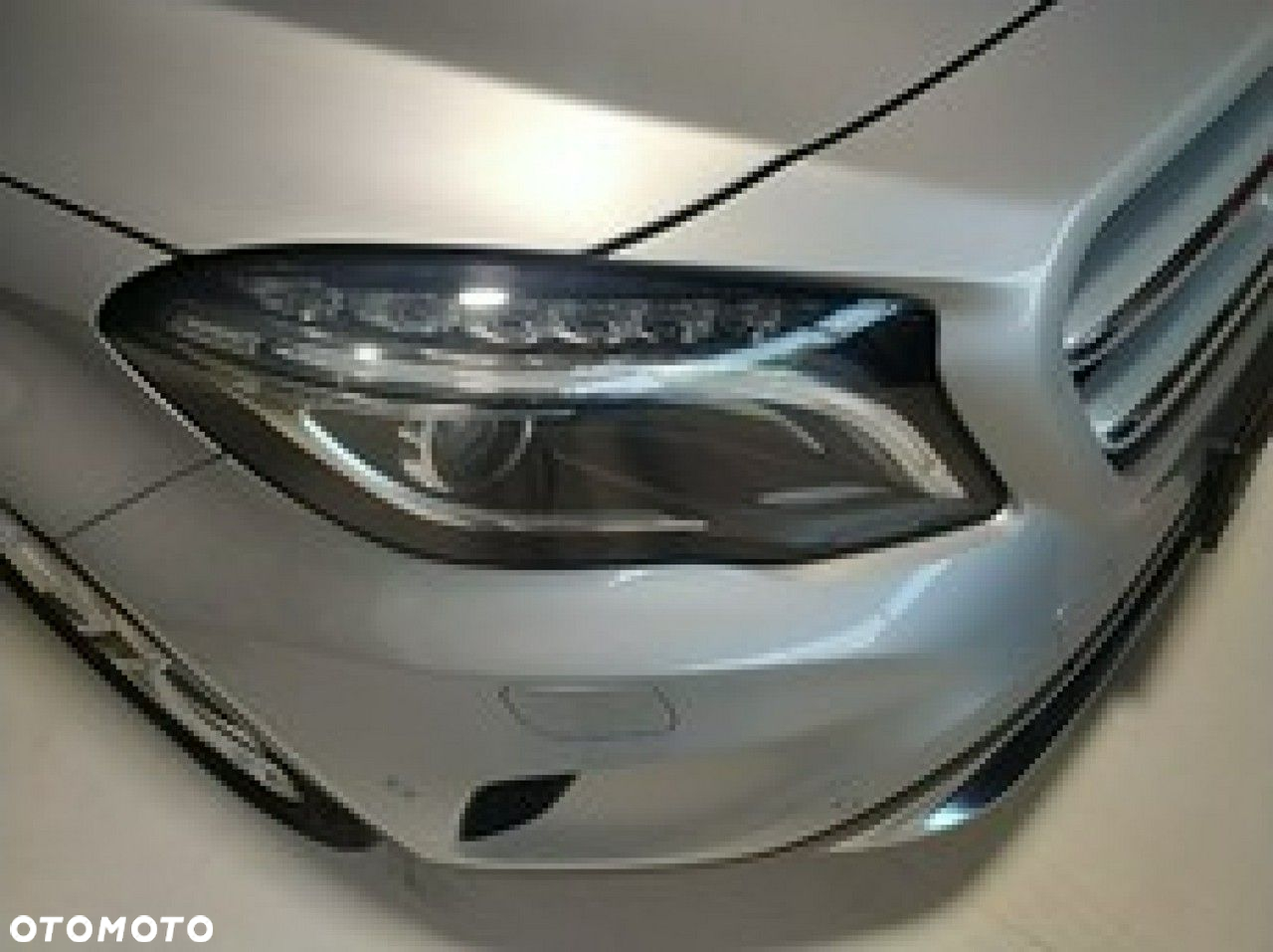 Mercedes-Benz GLA 200 7G-DCT - 13