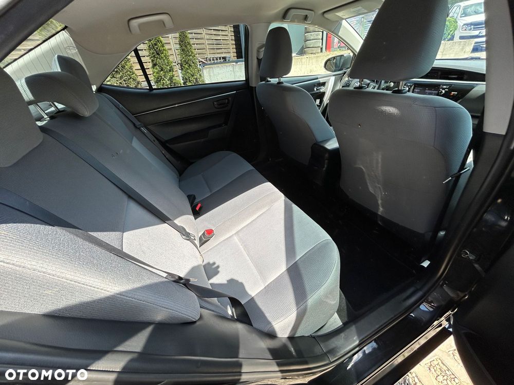 Toyota Corolla 1.8 LE - 9