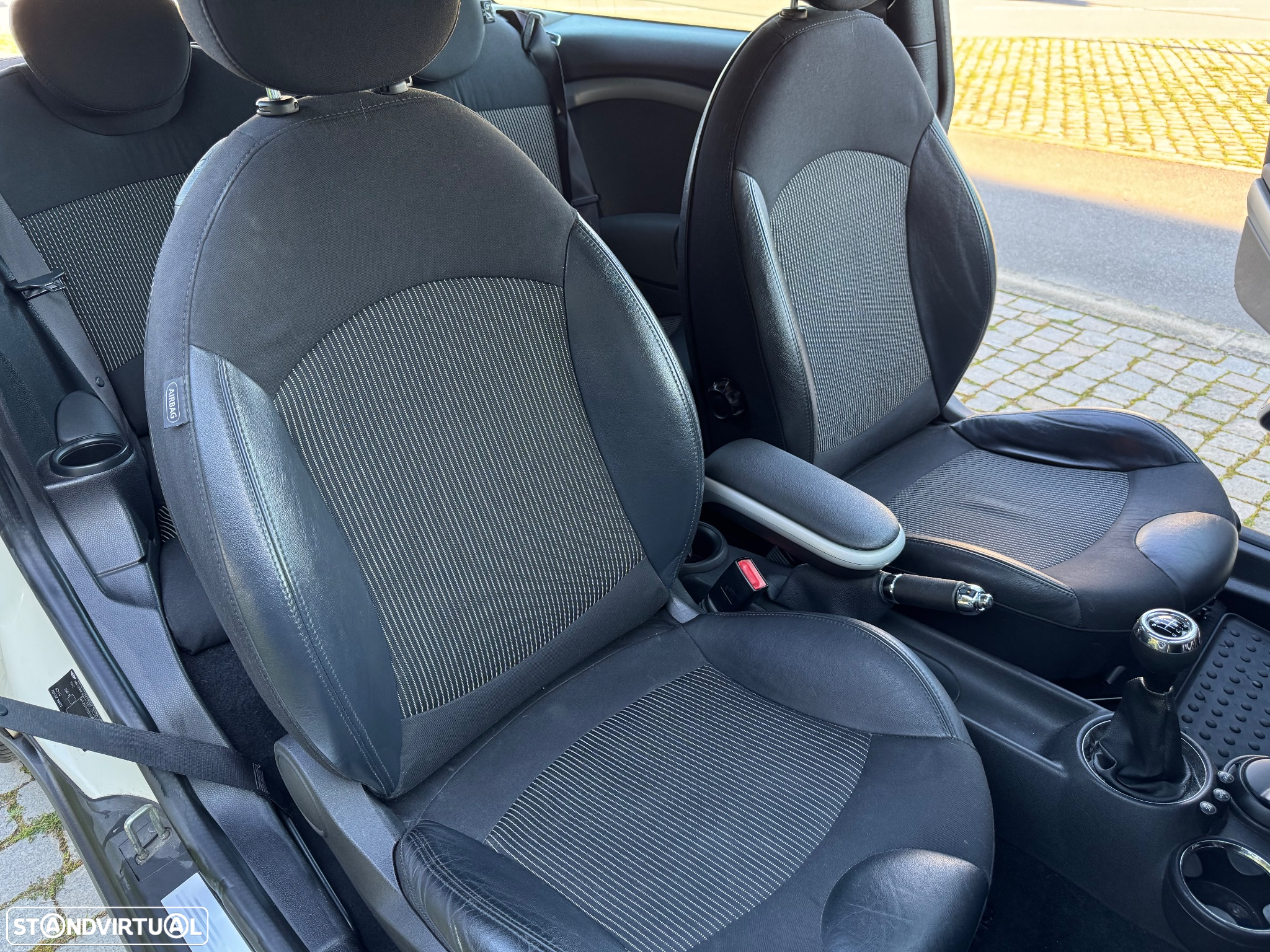 MINI Clubman Cooper D - 10