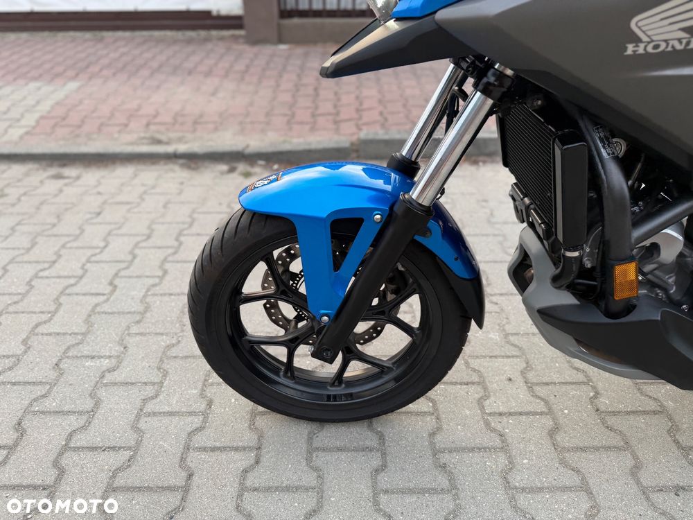 Honda NC - 19