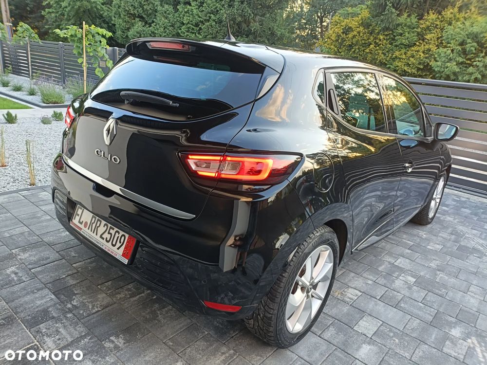 Renault Clio 1.2 16V Limited - 8
