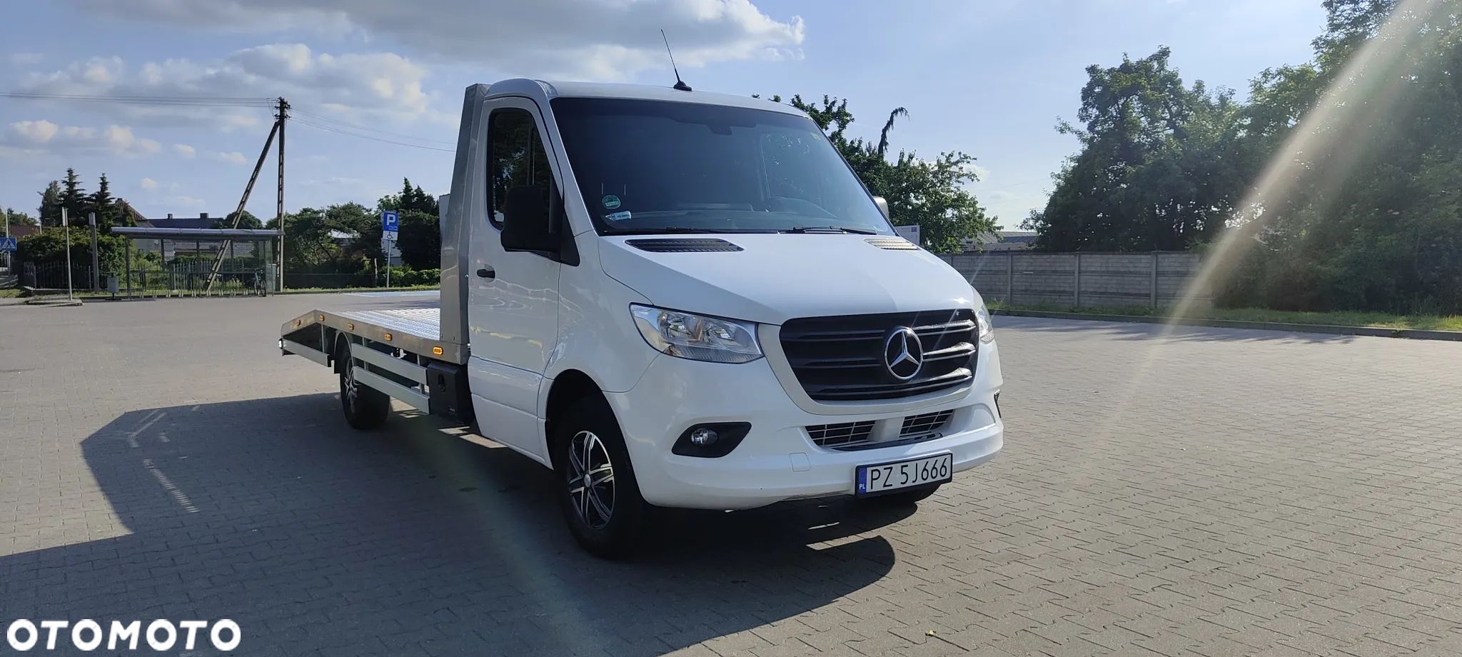 Mercedes-Benz Sprinter - 1