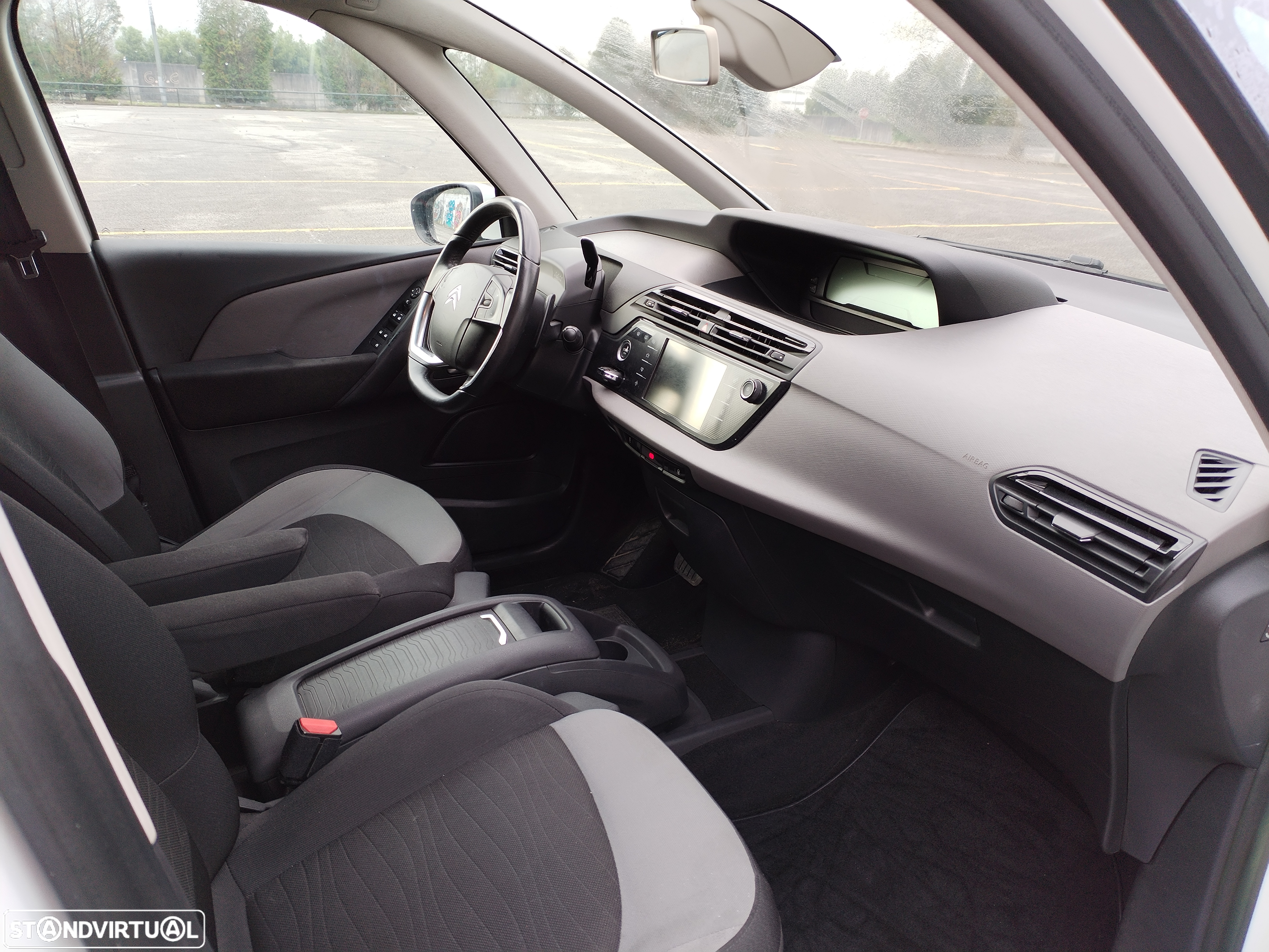 Citroën C4 Picasso 1.6 HDi Attraction ETG6 - 10