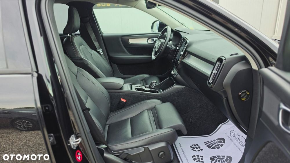 Volvo XC 40 - 6