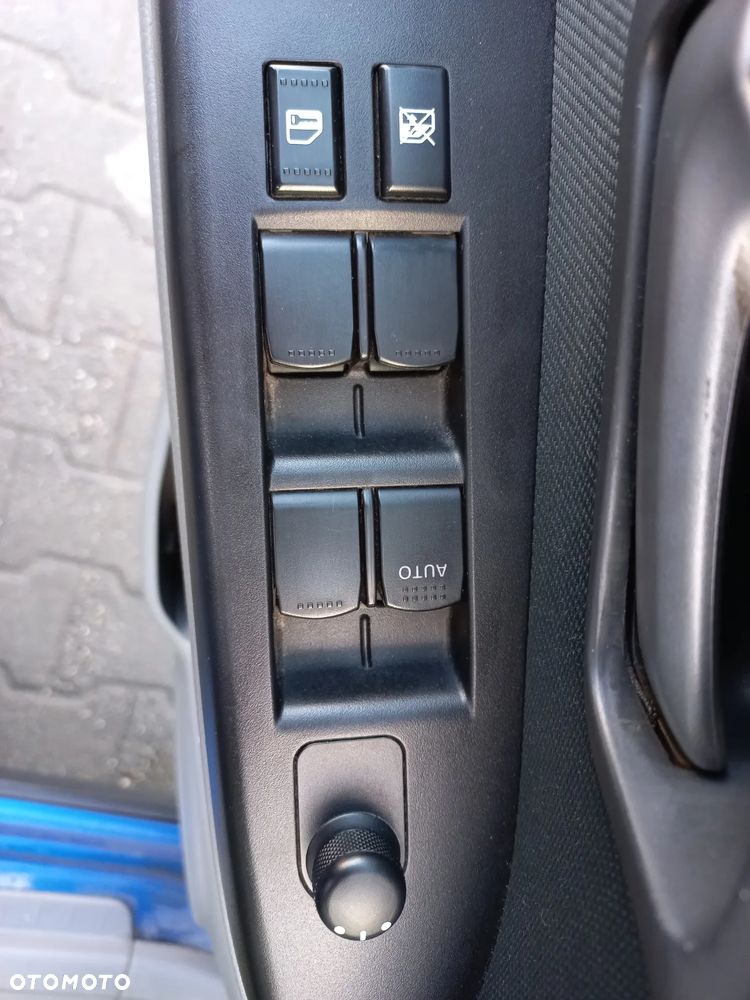 Suzuki SX4 1.9 DDiS DPF 4x4 Comfort - 15