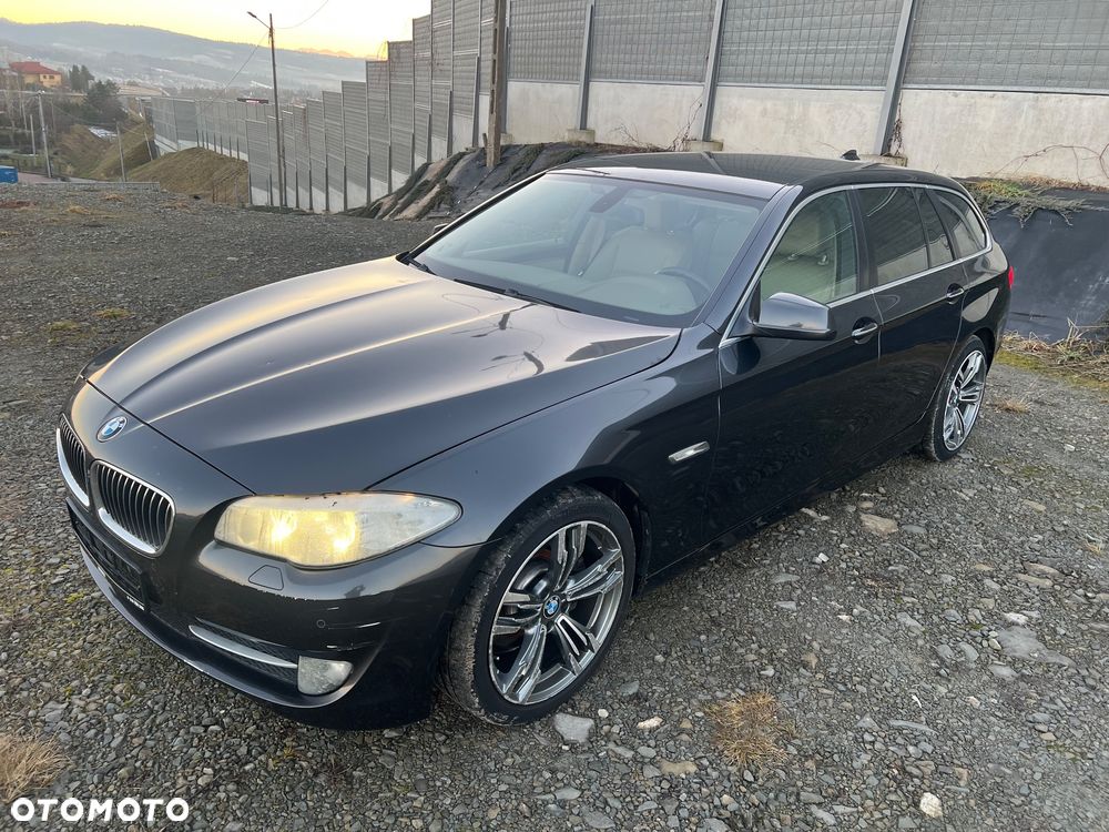 BMW Seria 5 520d Luxury Line - 6