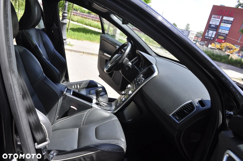 Volvo XC 60 D4 Drive-E R-Design Kinetic - 20