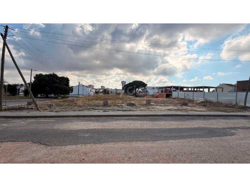 Terreno para construção | Pine Villas | Santo António da Charneca -...