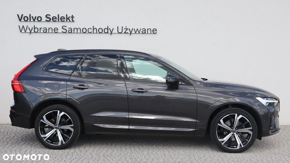 Volvo XC 60 B5 B AWD Plus Dark - 8