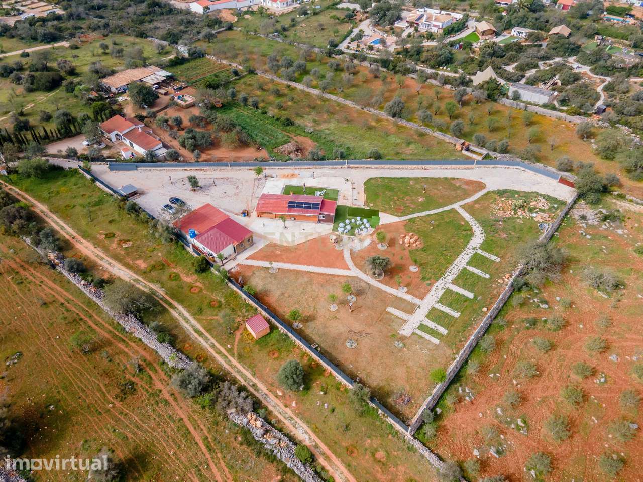 Terreno Rustico de 5600m2 transformado em quinta - Paderne - Grande imagem: 3/30