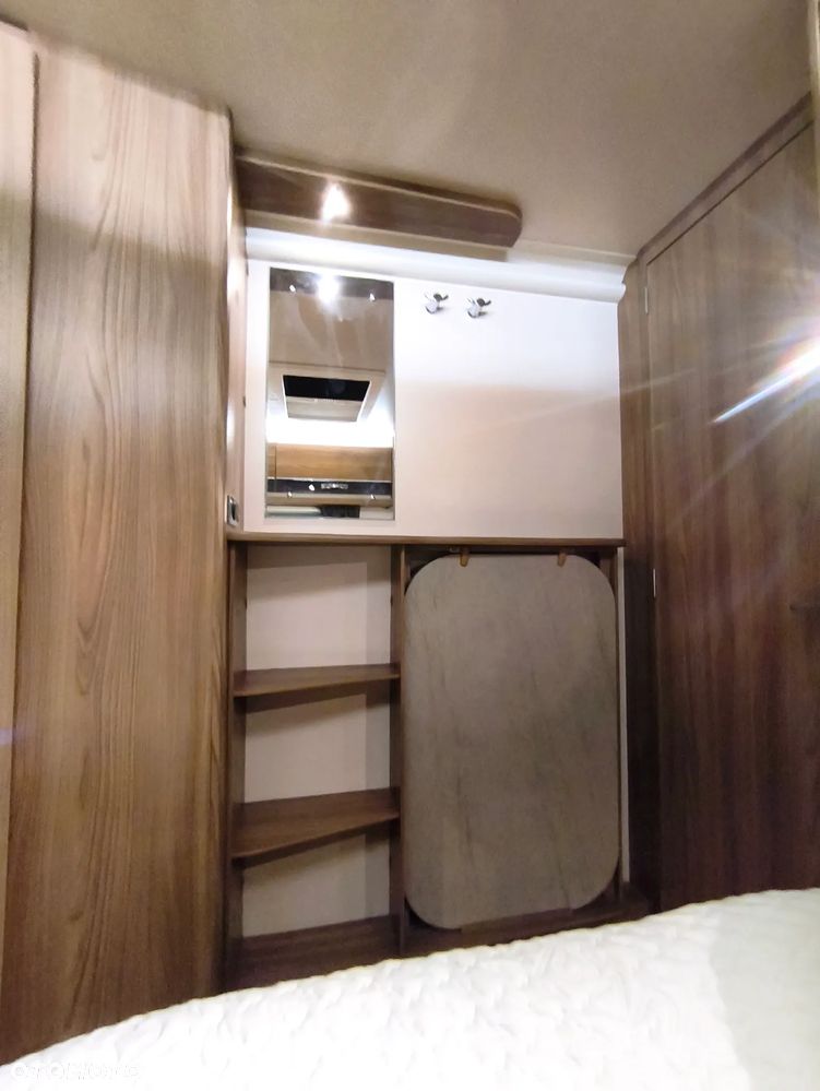 SWIFT Conqueror 570 - 32