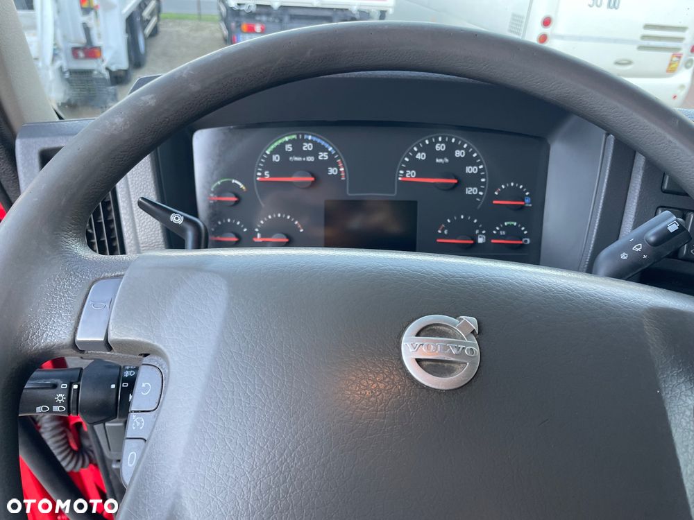 Volvo FE EURO 6 ŚMIECIARKA DWUKOMOROWA SELEKTYWNA ZBIÓRKA ODPADÓW KOMUNALNYCH SPRZEDAŻ SERWIS WYNAJEM - 19