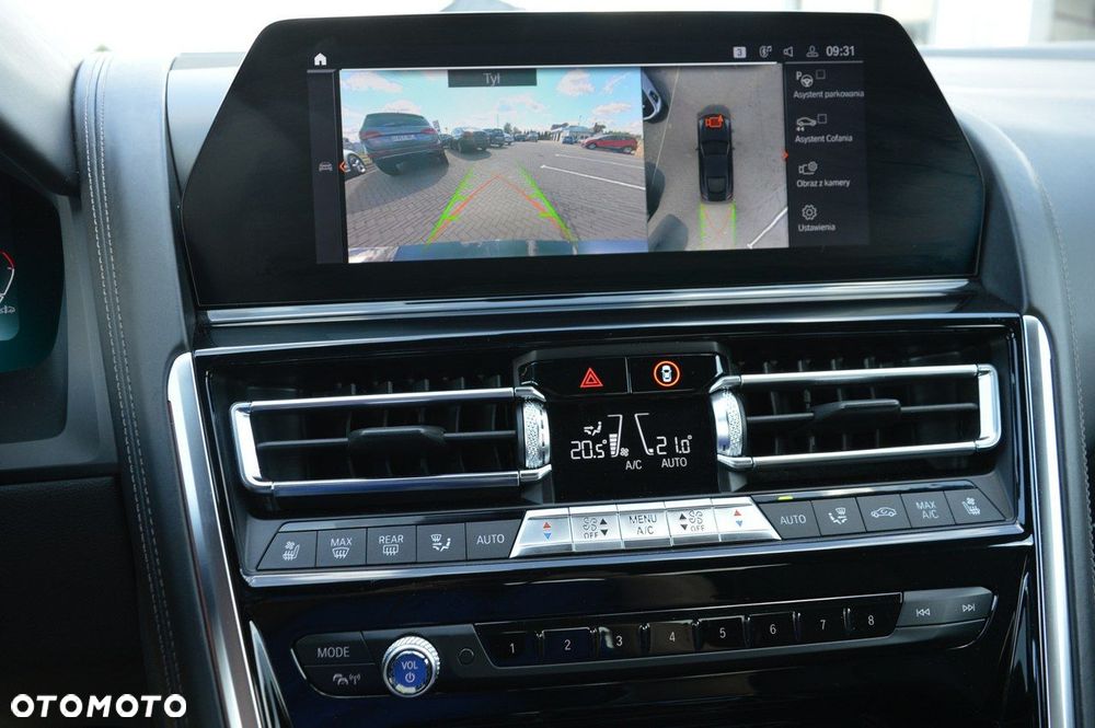 BMW Seria 8 840d xDrive - 29