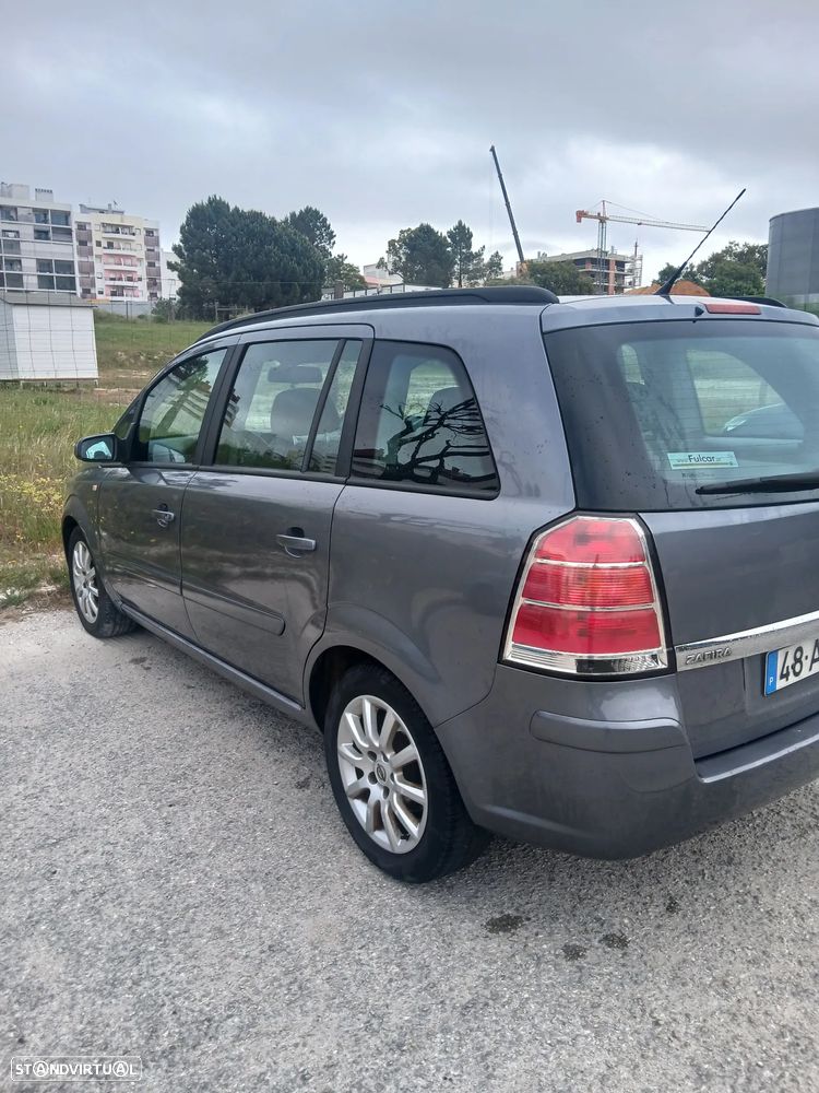 Opel Zafira 1.9 CDTI Cosmo - 3