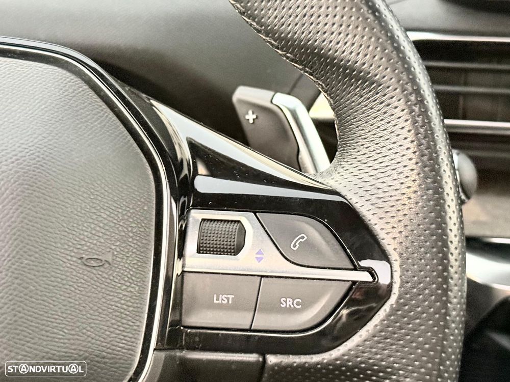 Peugeot 3008 1.6 Hybrid GT Pack e-EAT8 - 18