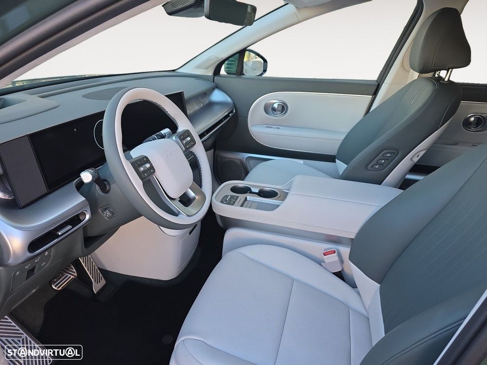 Hyundai Ioniq 9 110.3 kWh Calligraphy - 9