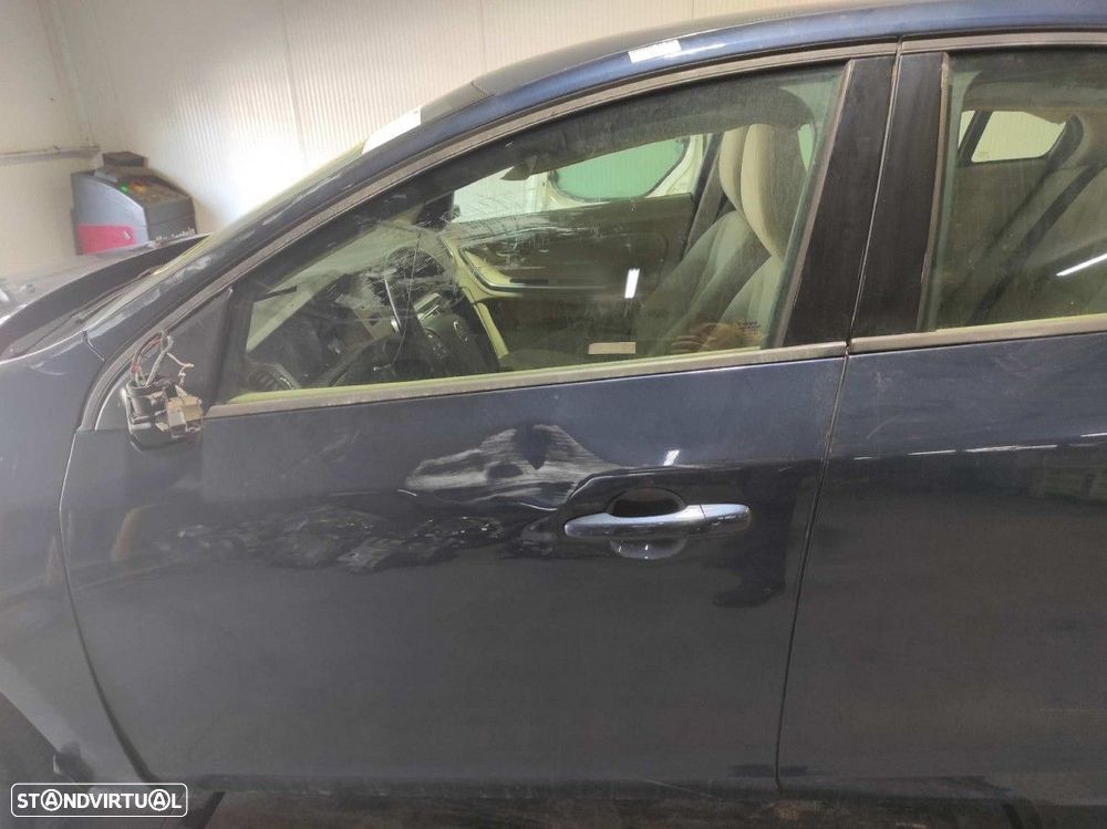 PORTA FRENTE ESQUERDA VOLVO S60 LIM. KINETIC - 1