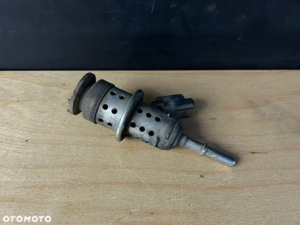 EXPERT III Jumpy III Vivaro IV 2.0 BlueHDi Wtryskiwacz AdBlue 9801187080