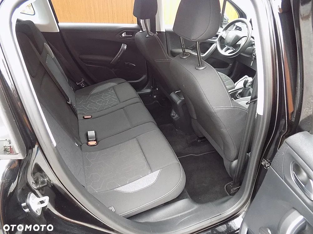 Peugeot 2008 PureTech 82 Style - 7