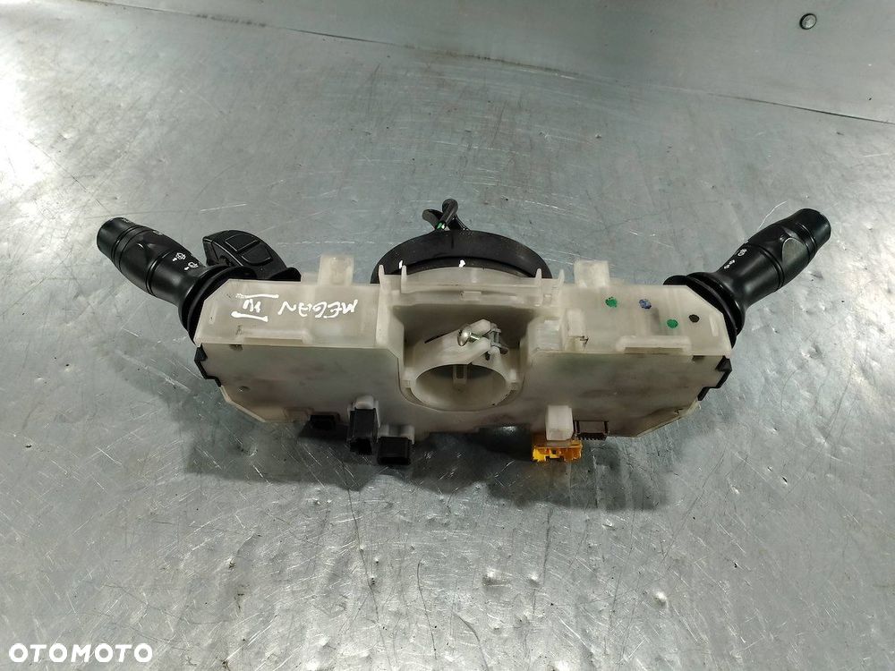 PRZEŁĄCZNIK ZESPOLONY RENAULT MEGANE III ( 08-16 ) - 4