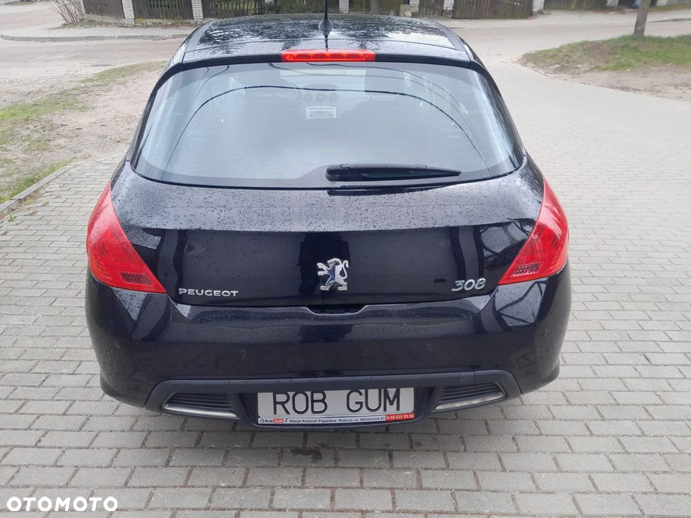 Peugeot 308 2008 photo 4