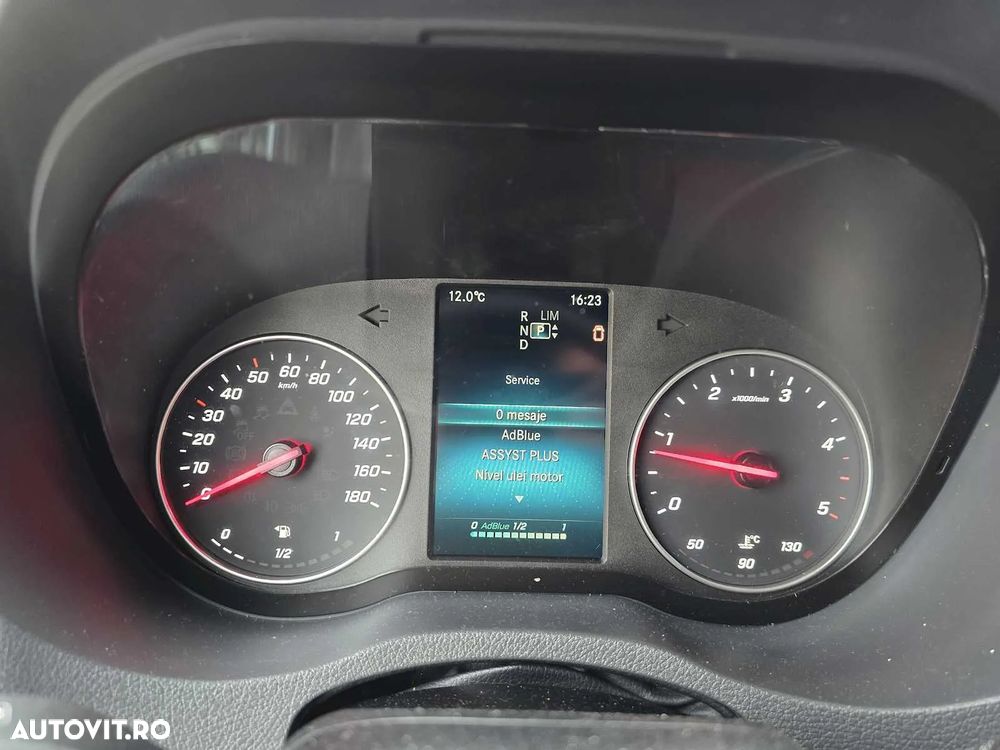 Mercedes-Benz Sprinter 319 CDI Prelata 10 paleti.automat.10.2023. - 13