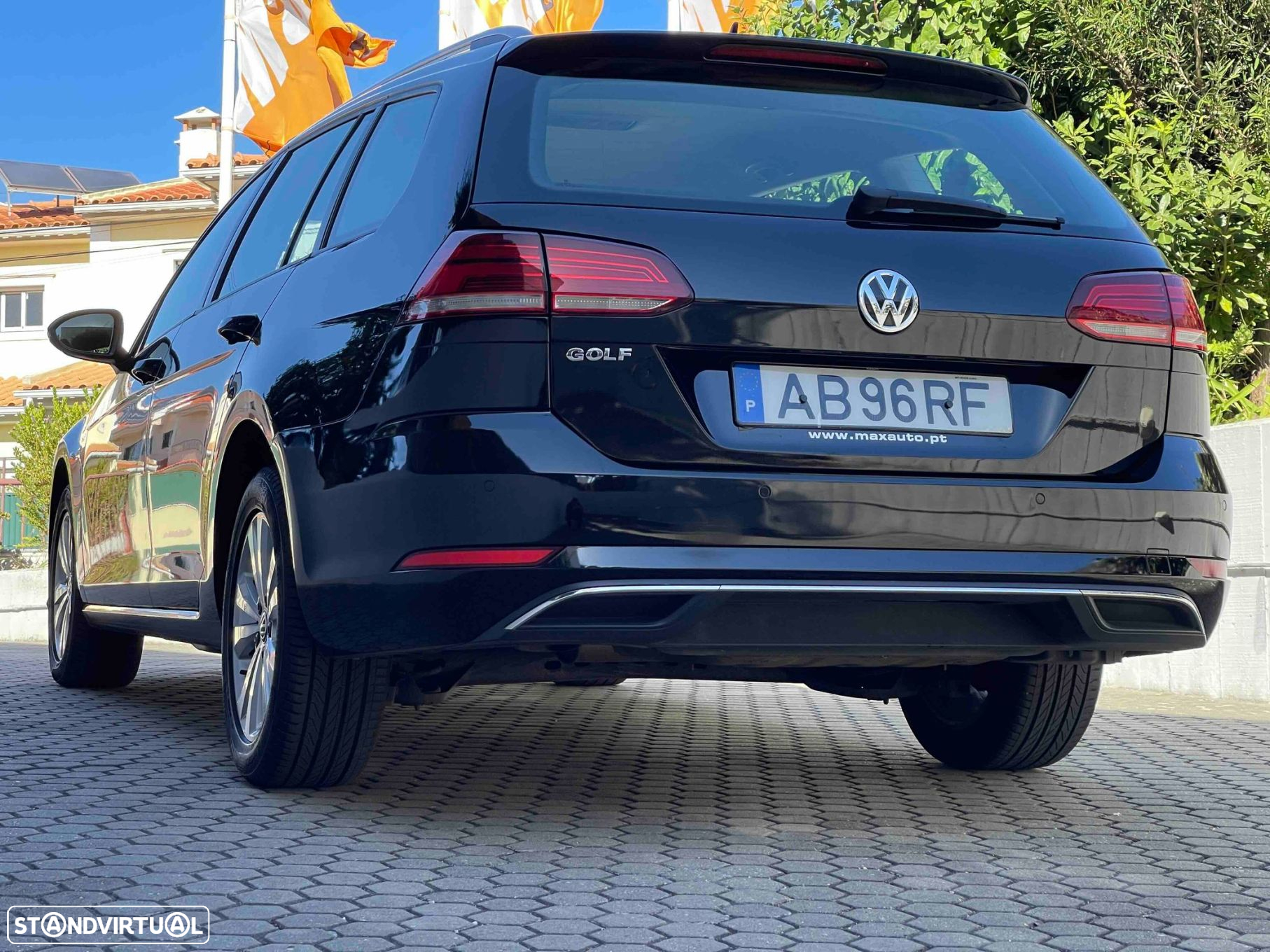 VW Golf 1.6 TDI Confortline - 5